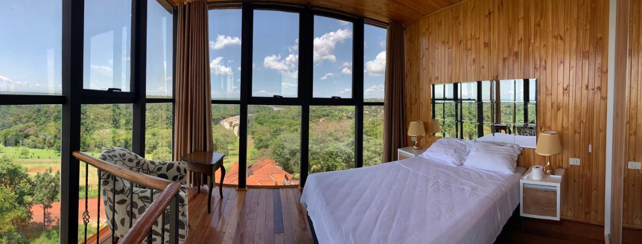Natucenter Hospedaje Presidente Franco Εξωτερικό φωτογραφία